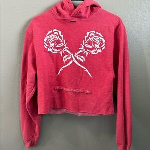 The Drive Clothing - Cropped Red Rose/Skull Graphic Hoodie